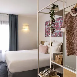 Louis Blanc Hotel